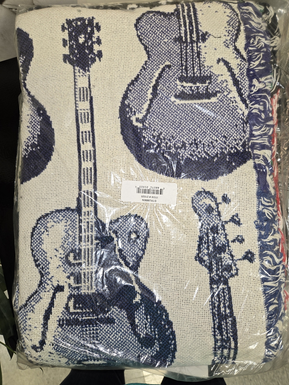 Strummin' Guitar 100% Cotton Woven Throw Blanket